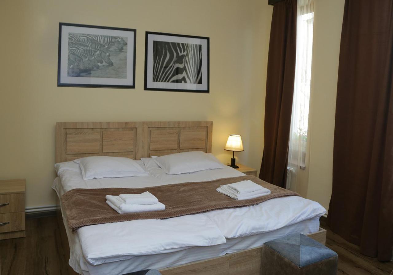 Guest House Margaryan Yerevan Ngoại thất bức ảnh