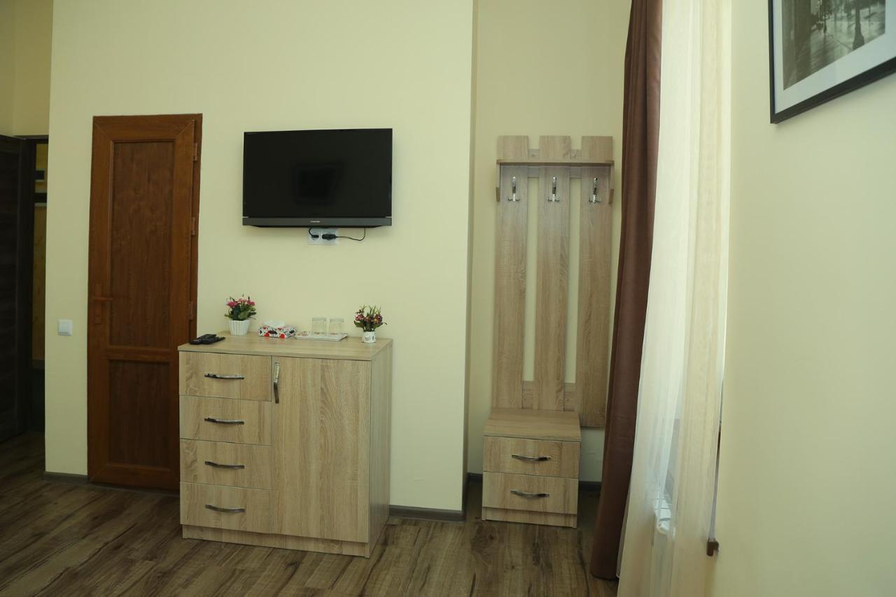 Guest House Margaryan Yerevan Ngoại thất bức ảnh
